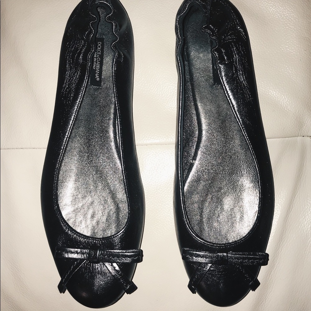 Dolce & Gabbana Silver Flats